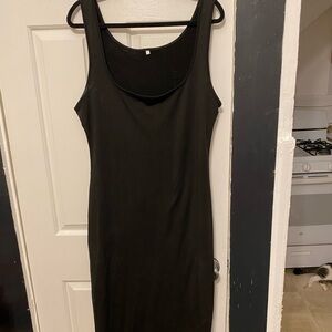 Black Sleeveless Dress
